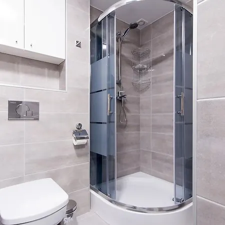 Centrum Dla 1-4 Os. * 华沙